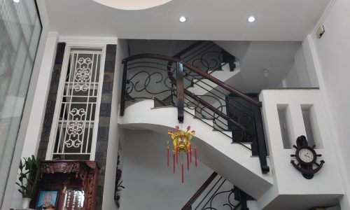 BÁN NHÀ PHÚ NHUẬN HXH 60M2 KHU VIP 5 TẦNG ĐẸP LUNG LINH NGUYỄN ĐÌNH CHÍNH GẤP BÁN 7.6 TỶ.