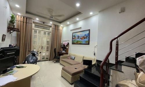 BÁN  NHÀ PHÚ NHUẬN HXH 50M2 NGANG 4M 2 TẦNG BTCT THÍCH QUẢNG ĐỨC 5.9 TỶ.