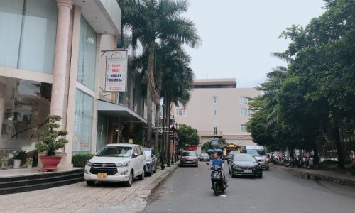 BÁN NHÀ TÂN BÌNH HXH 70M2 NỞ HẬU 4.6 M 4 TẦNG BTCT HẺM THÔNG SÁT MẶT TIỀN NGUYỄN THANH TUYỀN CHỈ 7.99 TỶ.