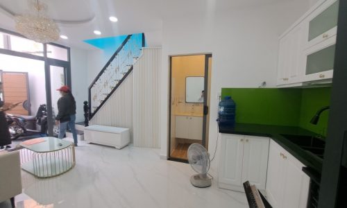 BÁN NHÀ BÌNH THẠNH 3 TẦNG 3 PHÒNG NGỦ NỞ HẬU 4M ĐẸP LUNG LINH FULL NỘI THẤT CHU VĂN AN 3.75 TỶ.