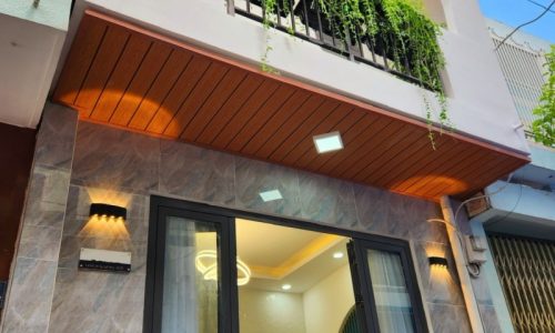 BÁN NHÀ PHÚ NHUẬN HXH 25M2  NGANG 4 M 3 TẦNG ĐẸP LUNG LINH THÍCH QUẢNG ĐỨC 3.8 TỶ.