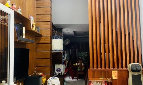 BÁN NHÀ PHÚ NHUẬN HXH 55M2 NGANG GẦN 4M 4 TẦNG LÔ GÓC VUÔNG SÁT MẶT TIỀN HUỲNH VĂN BÁNH 8.99 TỶ.