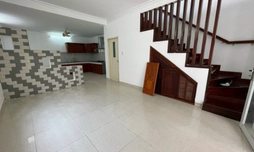 BÁN NHÀ QUẬN 10 HXH OTO VÀO NHÀ 60M2 NGANG 5.5 M 3 TẦNG 4 PHÒNG NGỦ CÁCH MẠNG THÁNG 8 9.9 TỶ.