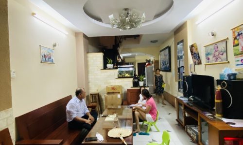 BÁN NHÀ PHÚ NHUẬN HXH OTO VÀO NHÀ 70M2 5 TẦNG HẺM THẲNG 1 TRỤC DÂN TRÍ CAO HUỲNH VĂN BÁNH 14.2 TỶ.