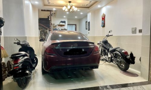 BÁN NHÀ QUẬN 3 HXH OTO VÀO NHÀ 68M2 NGANG GẦN 5M 5 TẦNG ĐẸP LUNG LINH TRẦN QUANG DIỆU 12.8 TỶ.