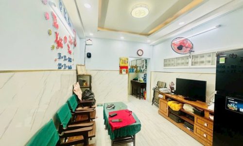 BÁN NHÀ BÌNH THẠNH 40M2 SÁT MẶT TIỀN HẺM 3.5M 2 TẦNG 2 PHÒNG NGỦ LÊ QUANG ĐỊNH 3.9 TỶ.