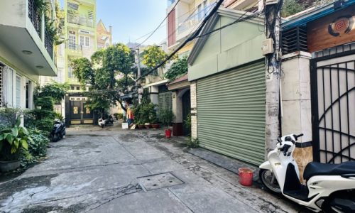 BÁN NHÀ PHÚ NHUẬN 90M2 OTO VÀO NHÀ NGANG 4,2M SÁT MẶT TIỀN THÍCH QUẢNG ĐỨC 12.5 TỶ.