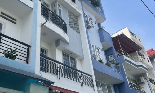 BÁN NHÀ PHÚ NHUẬN OTO VÀO NHÀ 32M2 NGANG 4M 3 TẦNG KINH DOANH ĐỈNH THÍCH QUẢNG ĐỨC 4.45 TỶ