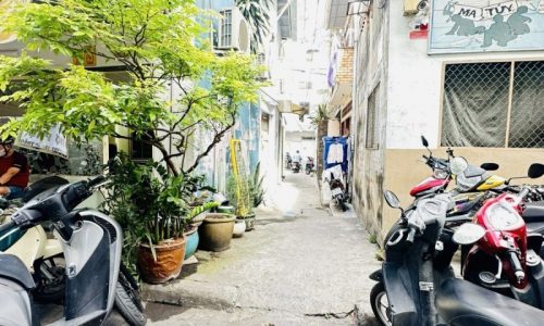 BÁN NHÀ QUẬN 3 HXH 40M2 NGANG 4M 4 TẦNG 3 PN HẺM THÔNG SÁT MẶT TIỀN TRẦN QUANG DIỆU 4.55 TỶ.