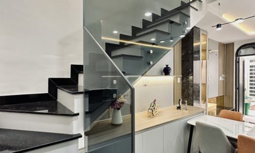 BÁN NHÀ BÌNH THẠNH SÁT MT 35M2 NGANG 4.1M 2 TẦNG ĐẸP LUNG LINH FULL NỘI THẤT NƠ TRANG LONG 4.45 TỶ.