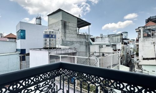 BÁN NHÀ PHÚ NHUẬN SÁT MT 40M2 6 TẦNG NGANG 4.2M 5 PN KHU VIP HOÀNG VĂN THỤ 6.1 TỶ.