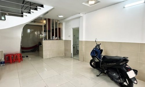 BÁN NHÀ PHÚ NHUẬN OTO VÀO NHÀ 60M2 5 TẦNG NGANG 4M 6 PN CHDV THÍCH QUẢNG ĐỨC 8.99 TỶ.