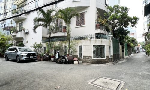 BÁN NHÀ PHÚ NHUẬN HẺM XE TẢI 40M2  4 TẦNG BTCT SÁT MT KD ĐỈNH 2 MẶT HẺM LÊ VĂN SỸ 6.8 TỶ.