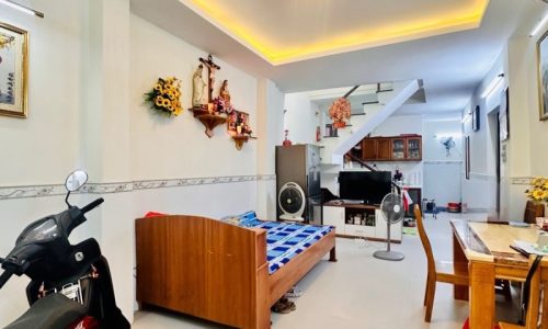 BÁN NHÀ TÂN BÌNH HXH 60M2 NỞ HẬU 5M 2 TẦNG 4 PN SÁT MT BÙI THỊ XUÂN GẤP BÁN 6.2 TỶ.