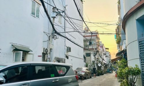 BÁN NHÀ BÌNH THẠNH HXH 60M2 2 TẦNG 4 PN NỞ HẬU 4M SÁT MT HẺM THÔNG ĐINH TIÊN HOÀNG GẤP BÁN 5.9 TỶ.