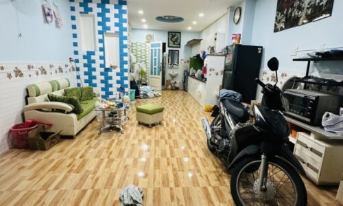 BÁN NHÀ QUẬN 3 HBG 50M2 2 TẦNG NGANG 4.3M SÁT MT DÂN TRÍ CAO LÊ VĂN SỸ 5.6 TỶ.