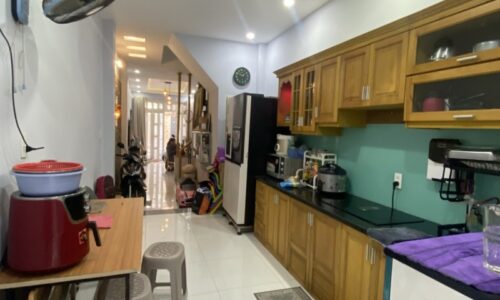 BÁN NHÀ PHÚ NHUẬN HXH 60M2 4 TẦNG SÁT MT 4PN KHU VIP PXL NHIÊU TỨ 6.9 TỶ.