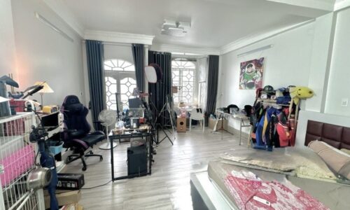 BÁN NHÀ PHÚ NHUẬN HXH 60M2 5 TẦNG NGANG GẦN 5M HẺM THÔNG HUỲNH VĂN BÁNH 7.7 TỶ.