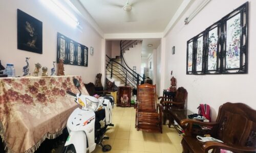 BÁN NHÀ PHÚ NHUẬN HXH 60M2 4 TẦNG BTCT 4 PN GIÁP Q1 PHAN ĐÌNH PHÙNG GẤP BÁN  7.6  TỶ