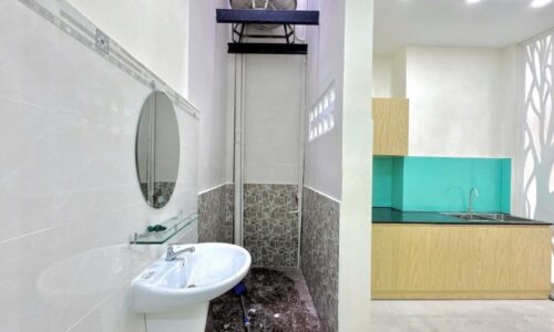 BÁN NHÀ QUẬN 3 HXH 60M2 2 TẦNG NGANG 4 NỞ HẬU 3 PN SÁT MT LÝ CHÍNH THẮNG 7.5 TỶ.