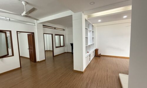 BÁN NHÀ CHUNG CƯ 75M2 NGANG 6.4M 2 PN THANG MÁY PHAN VĂN TRỊ 3.4 TỶ.