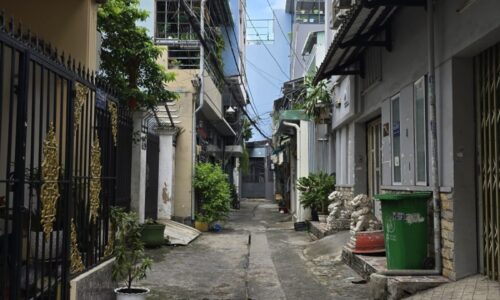 BÁN NHÀ TÂN BÌNH HẺM 3M 110M2 3 TẦNG NỞ HẬU 7M CHDV 18 PN GẤP BÁN LẠC LONG QUÂN 9.5 TỶ.