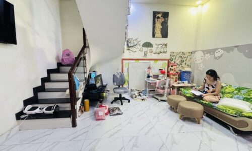 BÁN NHÀ PHÚ NHUẬN HXH 60M2 2 TẦNG NGANG 5M 3 PN SÁT MT HOÀNG HOA THÁM 7.X TỶ