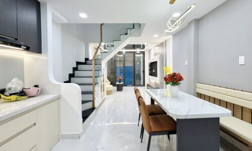 BÁN NHÀ PHÚ NHUẬN HXH 5 TẦNG 40M2 NGANG GẦN 4M 6 PN ĐẸP SÁT MT HOÀNG VĂN THỤ 8.68 TỶ.