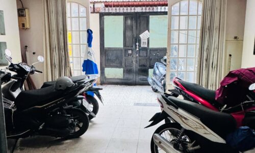 BÁN NHÀ PHÚ NHUẬN HXH 65M2 5 TẦNG NGANG GẦN 5M SÁT MT HUỲNH VĂN BÁNH 12.5 TỶ.