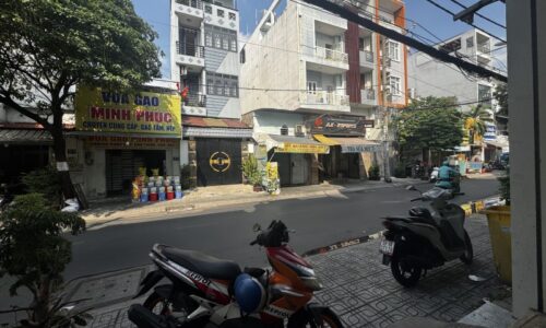 BÁN NHÀ MẶT TIỀN 65M2 3 TẦNG NGANG 4M 2 MẶT TIỀN KD ĐỈNH NGUYỄN VĂN CÔNG 10.5 TỶ.