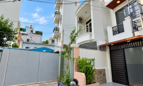 BÁN NHÀ BÌNH THẠNH HXH 40M2 4 TẦNG 5 PN CHDV NGUYỄN VĂN ĐẬU ĐẸP LL 6.25 TỶ